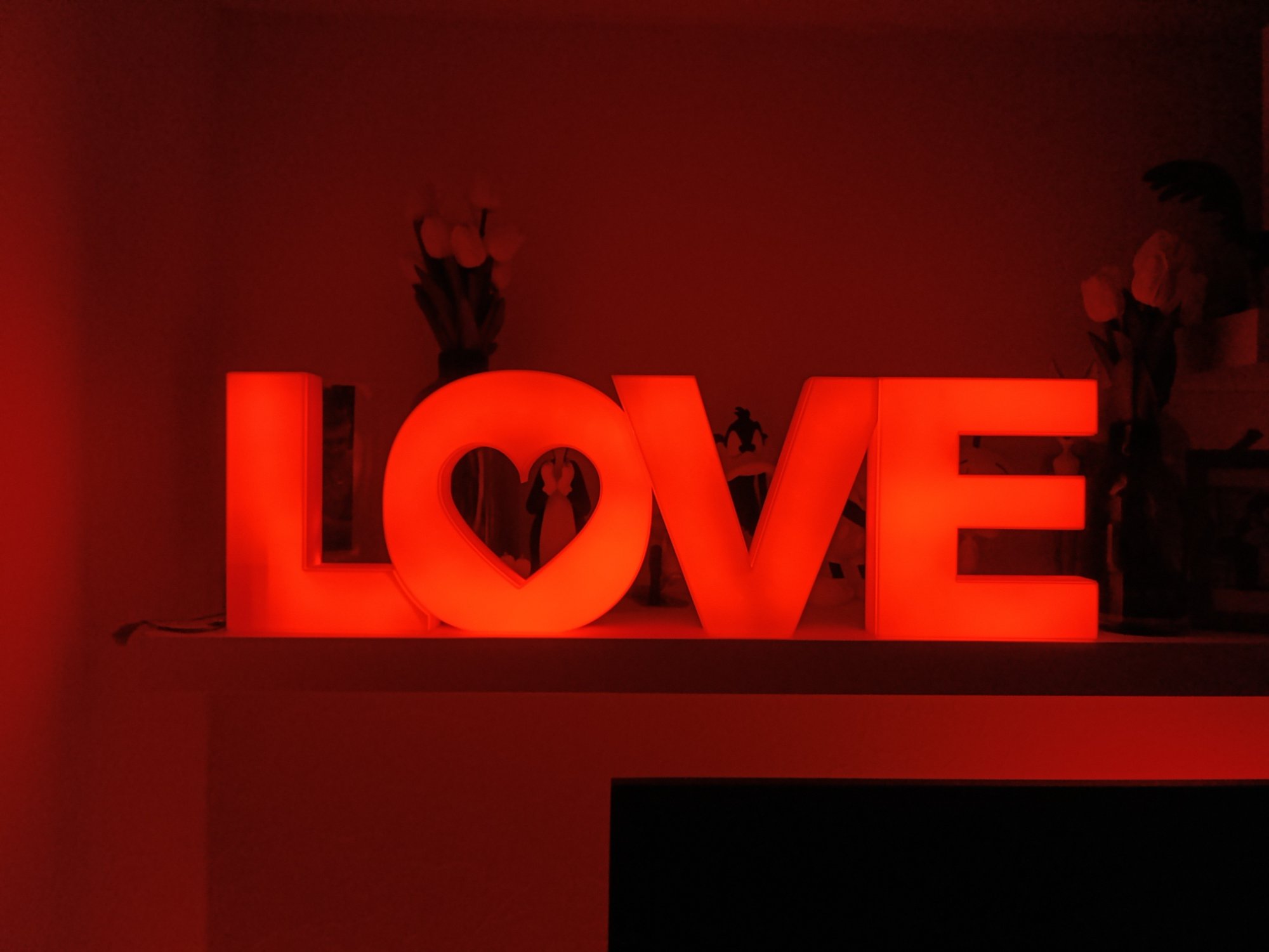 LOVE Red LED